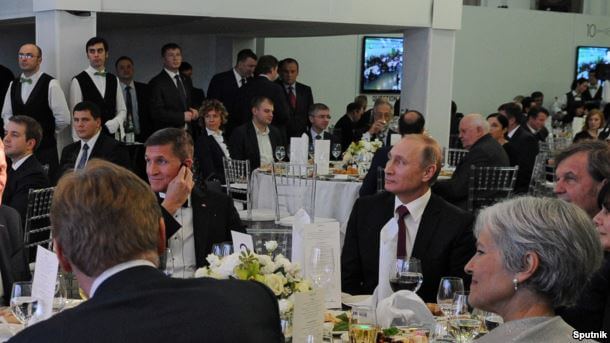 Former national security advisor Michael Flynn attending dinner with President Putin. Image Source: mindfood.com
